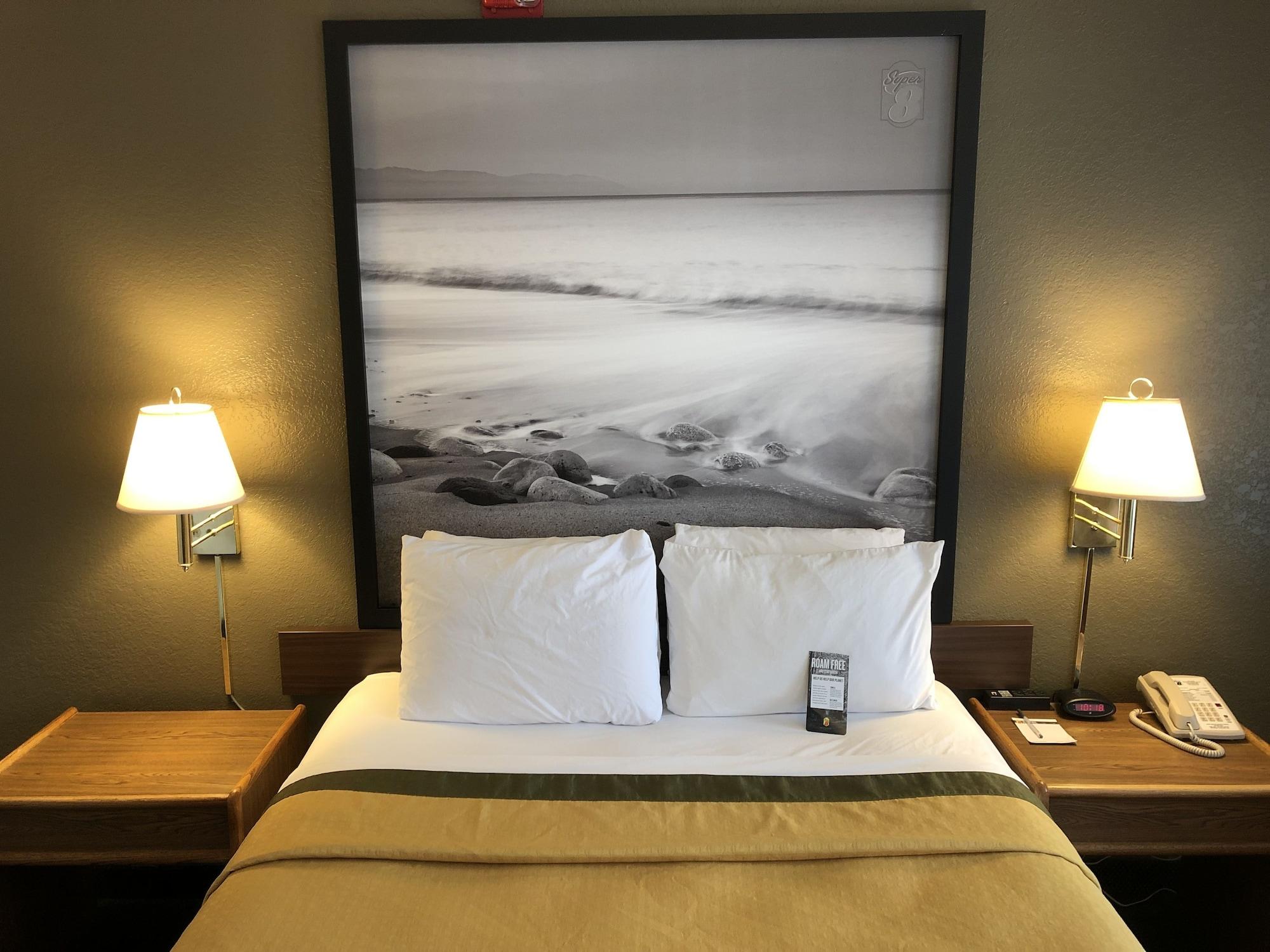 ซูเปอร์ 8 บาย วินด์แฮม ฟอร์ต บรากก์ Motel ฟอร์ตแบรก ภายนอก รูปภาพ